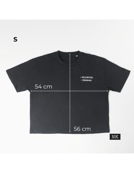 Camiseta +AGUJETAS -DRAMAS negra