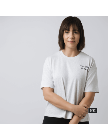 Camiseta +AGUJETAS -DRAMAS jaspeada