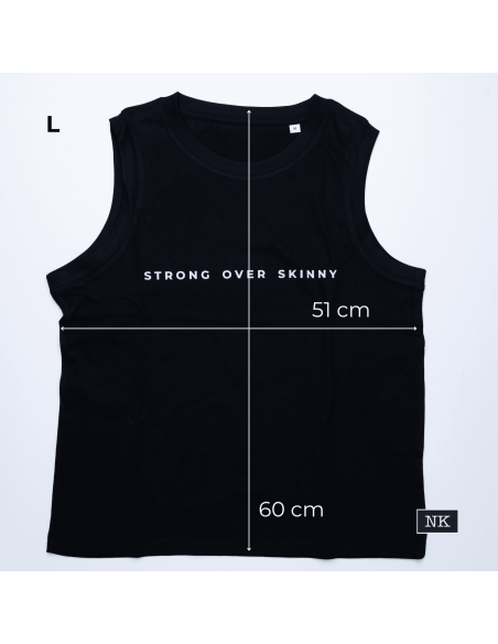 Camiseta Strong Over Skinny negra