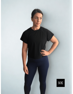 Camiseta CROP manga corta negra 2